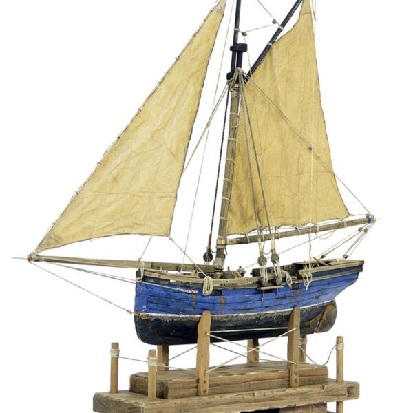 PILOT CUTTER | SAILING BOAT | CHAIKA Blue
