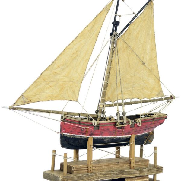 PILOT CUTTER | SAILING BOAT | CHAIKA Red