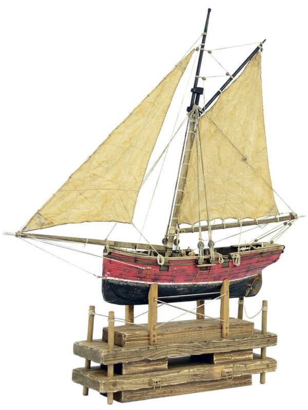 PILOT CUTTER | SAILING BOAT | CHAIKA Red