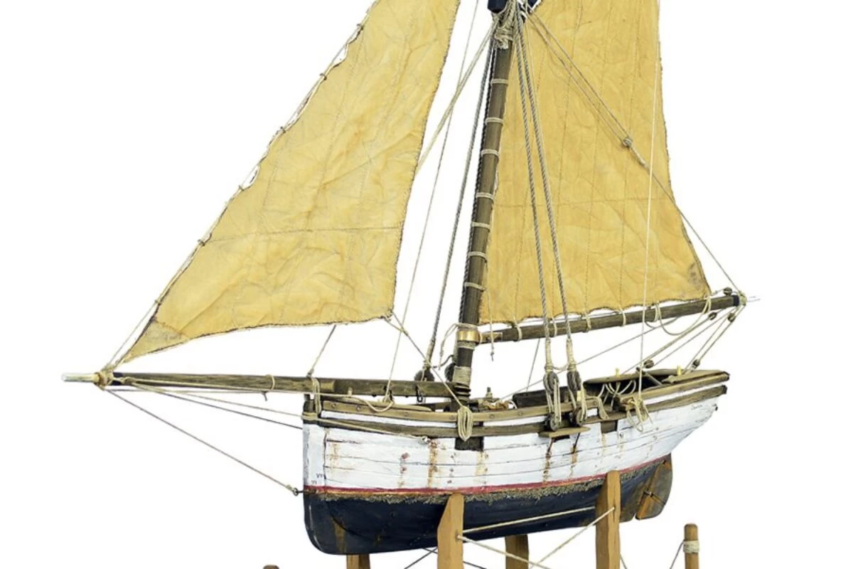PILOT CUTTER | SAILING BOAT | CHAIKA White