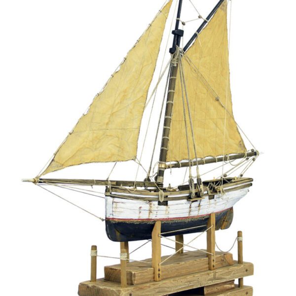 PILOT CUTTER | SAILING BOAT | CHAIKA White