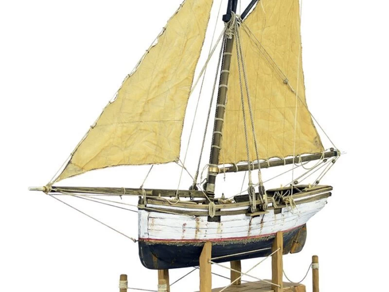 PILOT CUTTER | SAILING BOAT | CHAIKA White