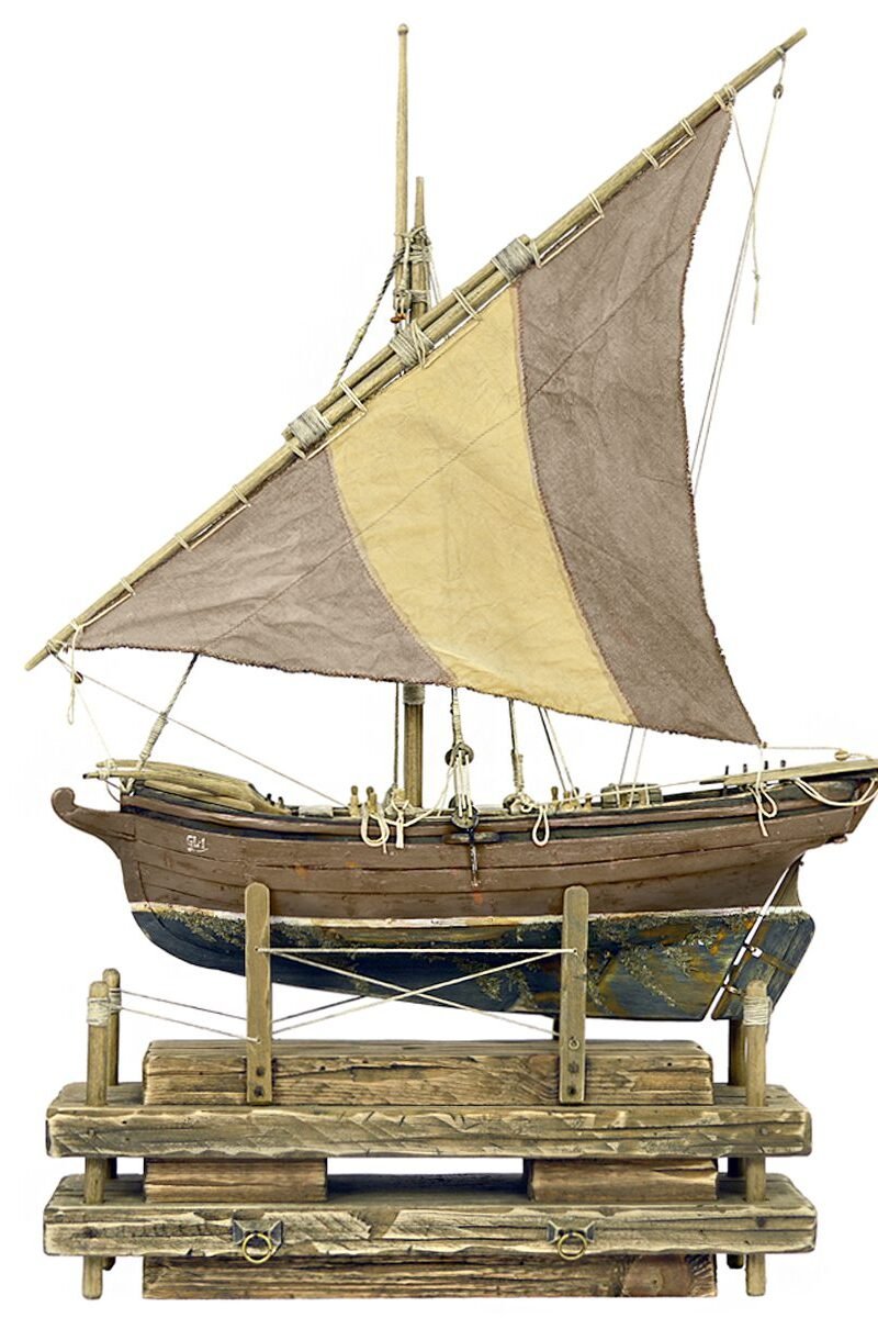 SAILING FISHING BOAT | GLARUS Natural