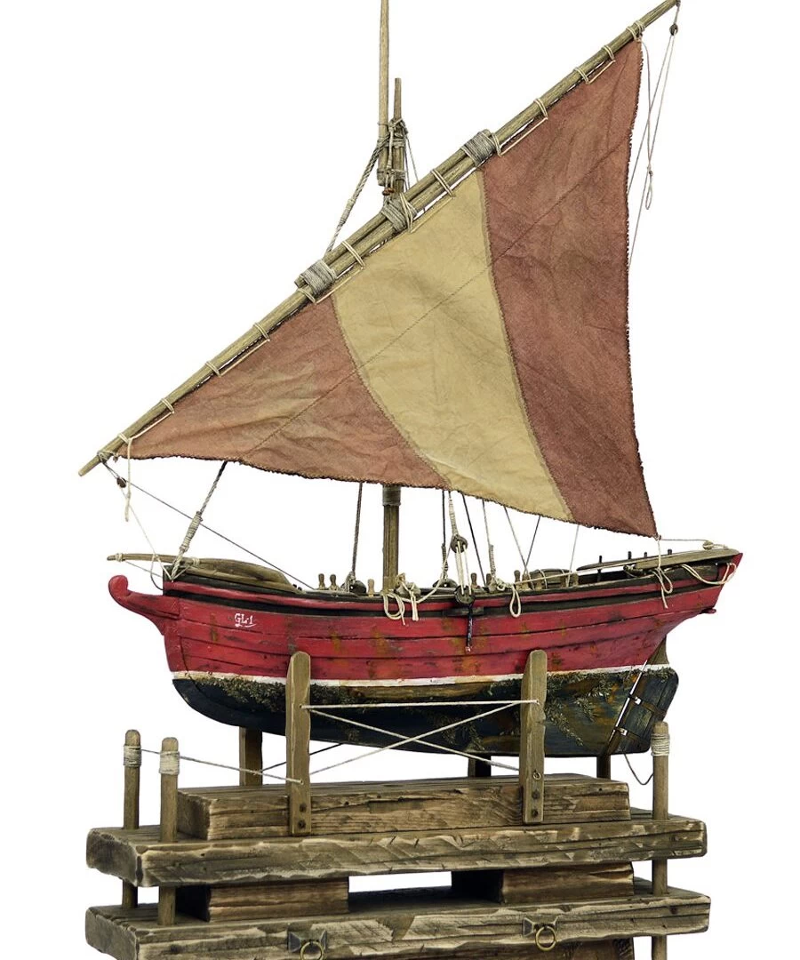 SAILING FISHING BOAT | GLARUS Red